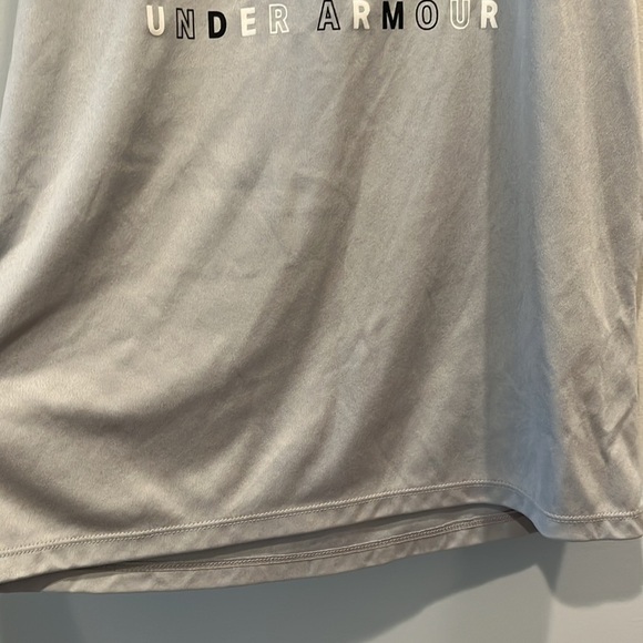 Under Armour - girl’s athletic tank top. Size youth large. Heat gear - Picture 6 of 10